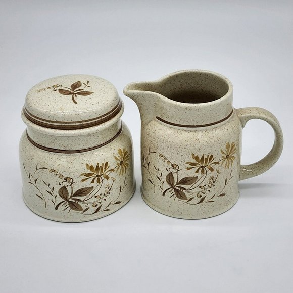 Vintage Royal Doulton Sandsprite Creamer Pitcher and Lidded Sugar Bowl - Picture 1 of 7